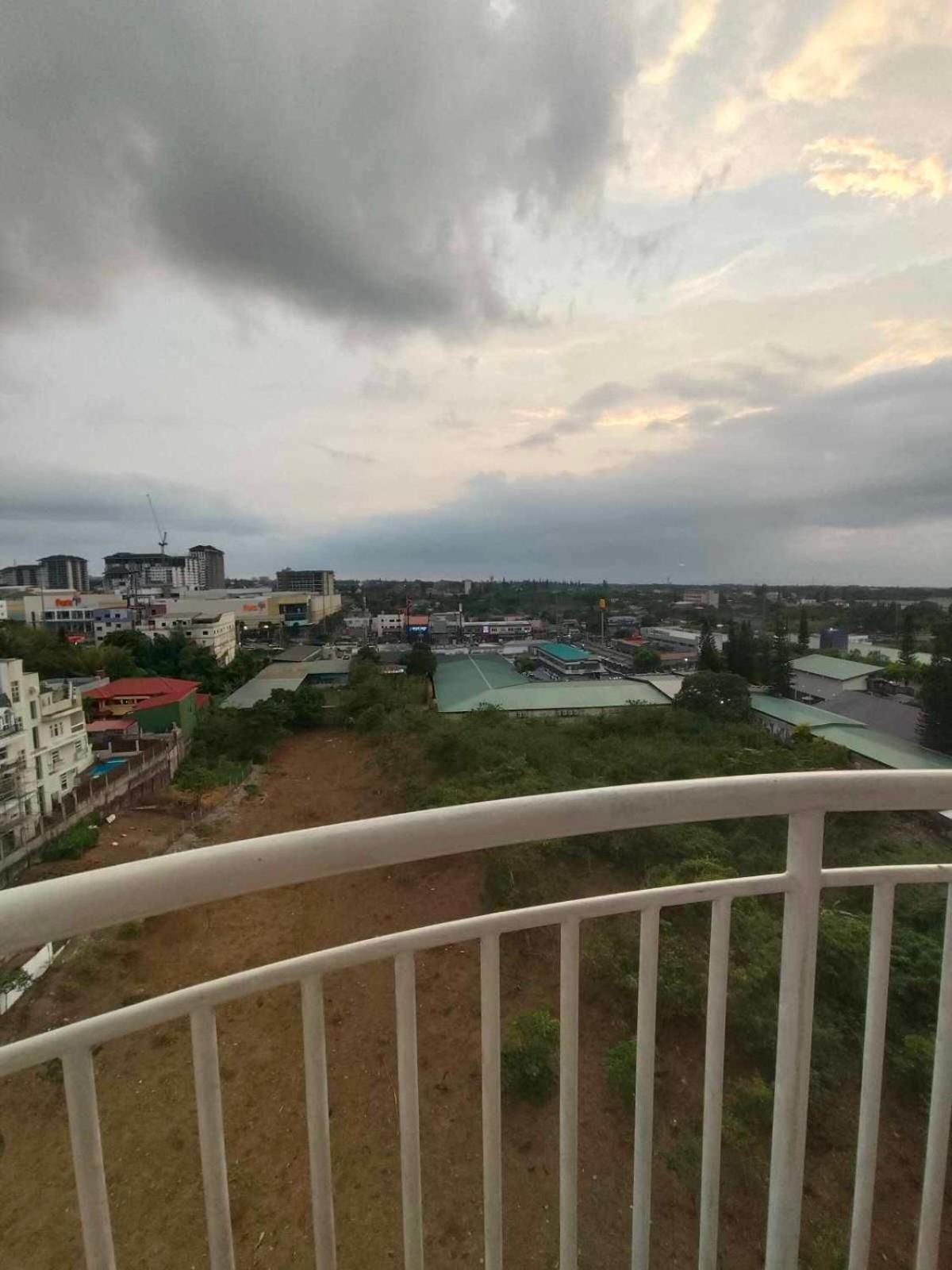 Cityland Tagaytay Taal Lake View City View Free Pool Parking Studios With Balcony Are City View Tagaytay City Bagian luar foto