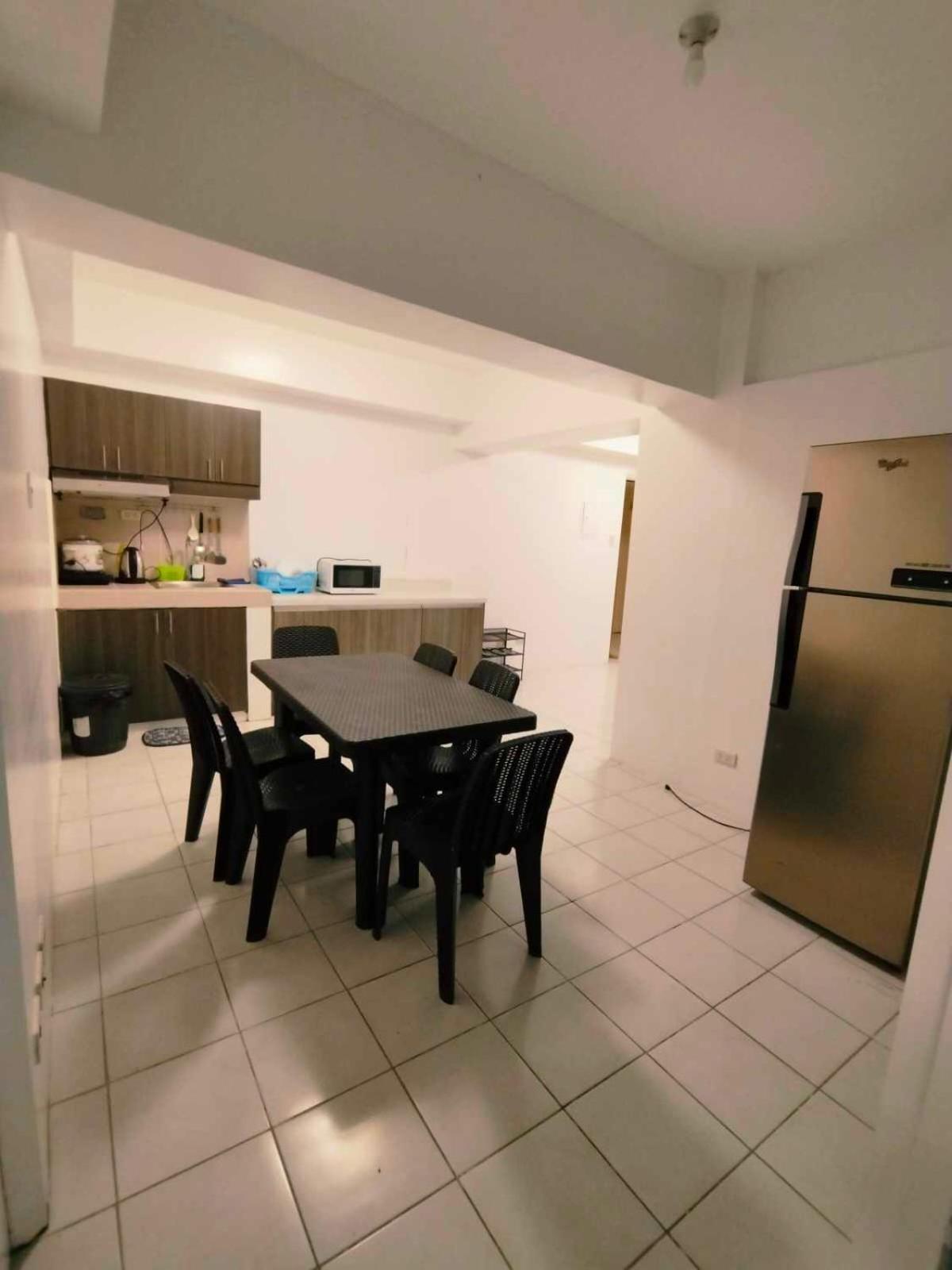 Cityland Tagaytay Taal Lake View City View Free Pool Parking Studios With Balcony Are City View Tagaytay City Bagian luar foto